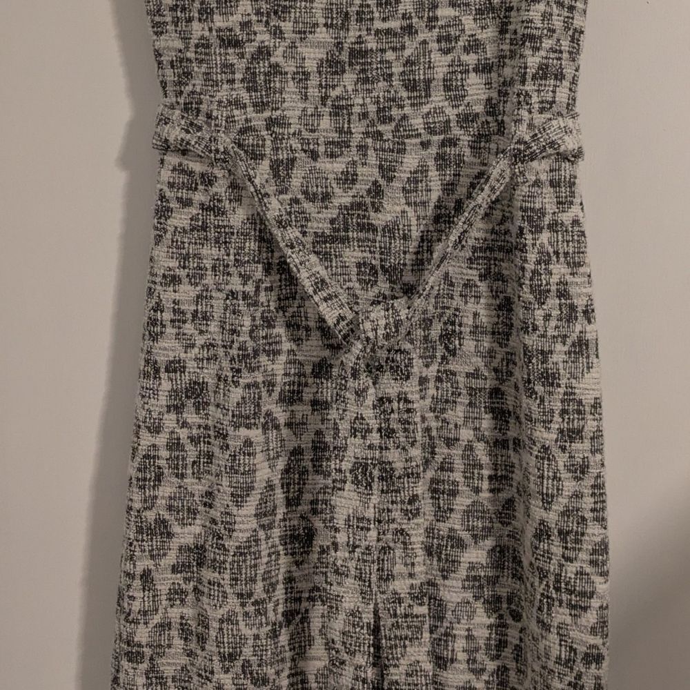Dolan Taleen Leopard Midi Dress M Gray Textured Knit Animal Print Anthropologie - Picture 14 of 14